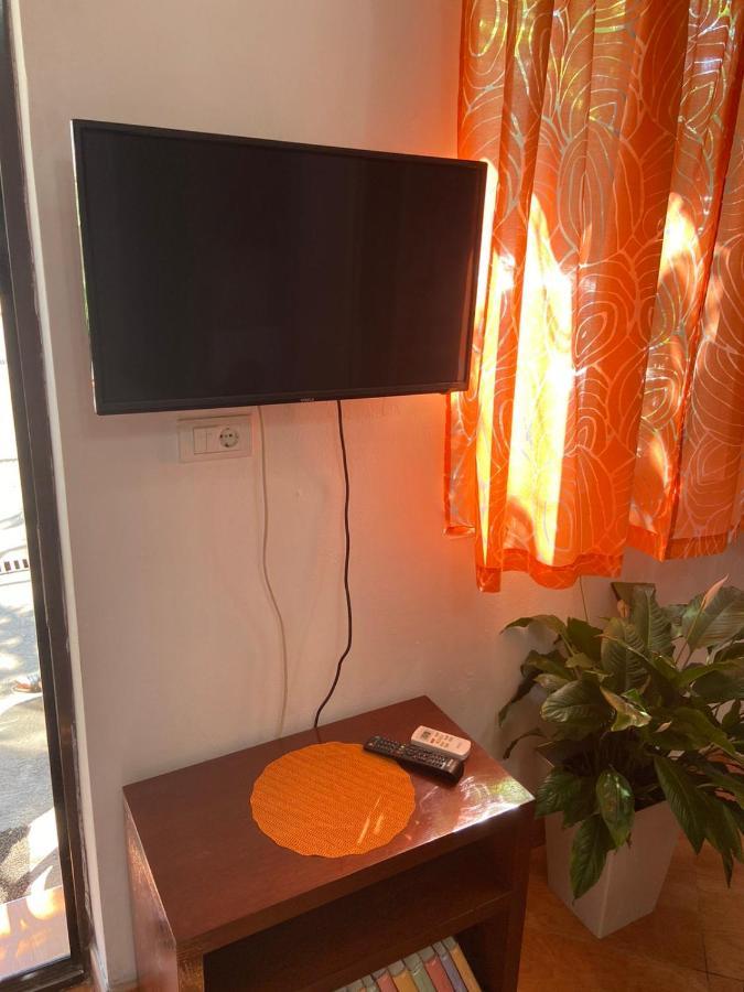 Apartments Mira Тиват Екстер'єр фото