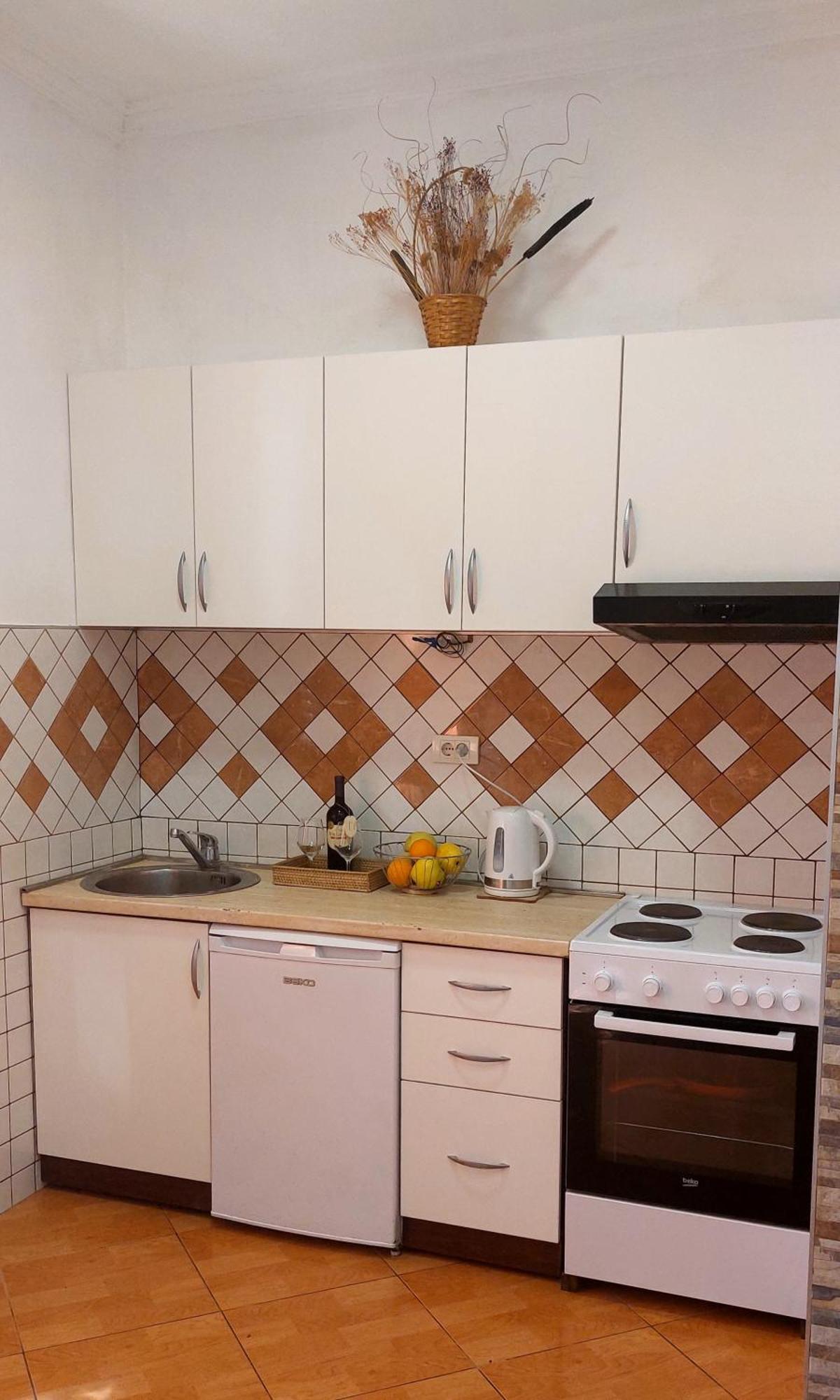 Apartments Mira Тиват Екстер'єр фото